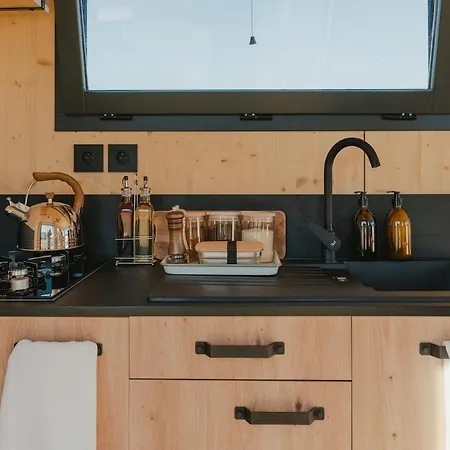 Parcel Tiny House Ty Pois 1, Pres De La Pointe De La Torche Chalet